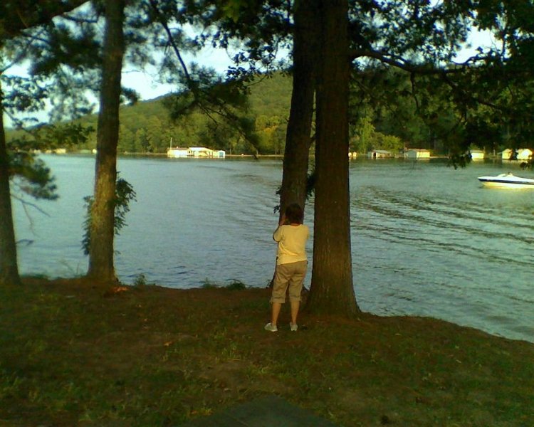 015b-Drive along the lake.jpg